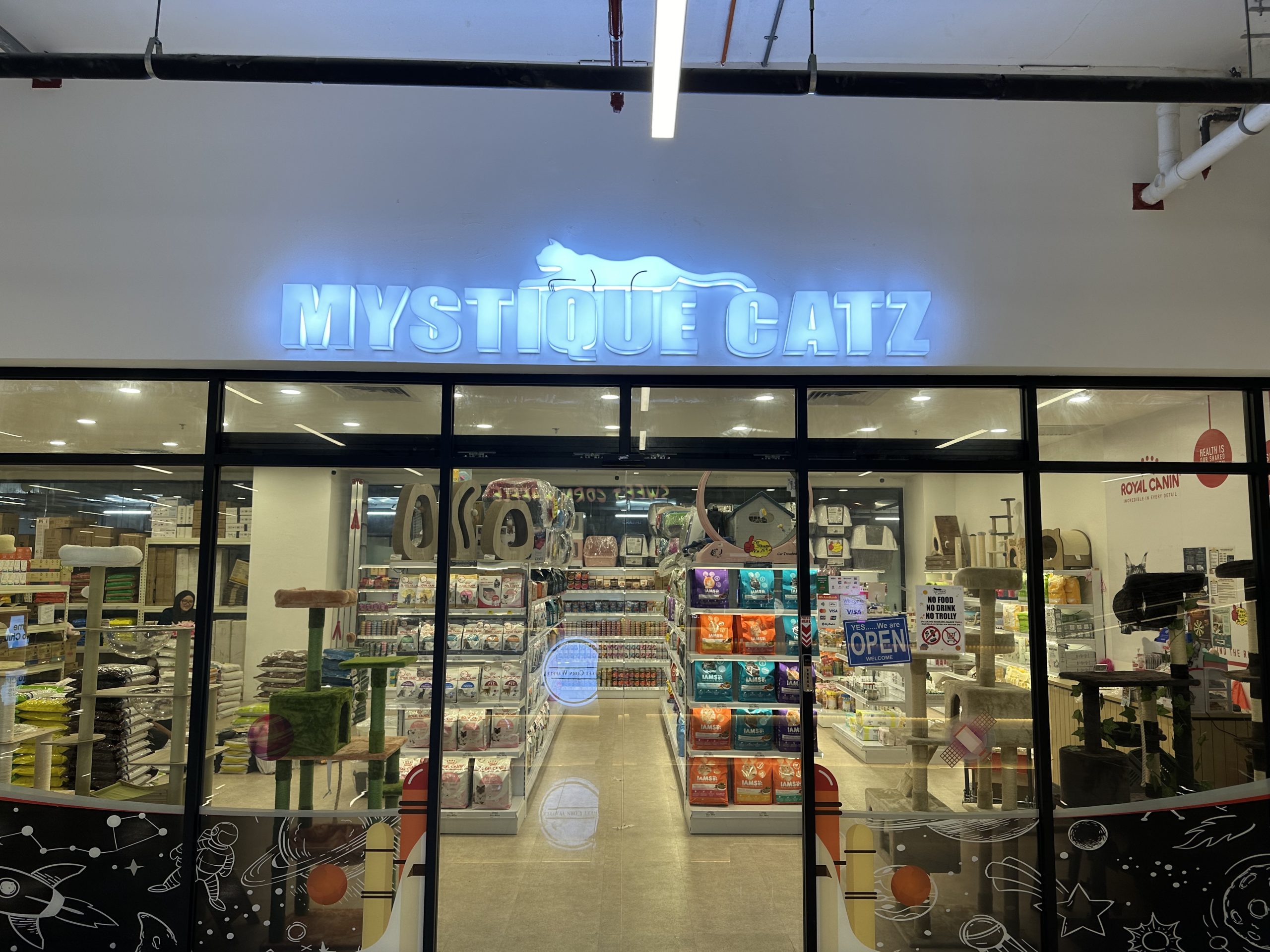 MYSTIQUE CATZ